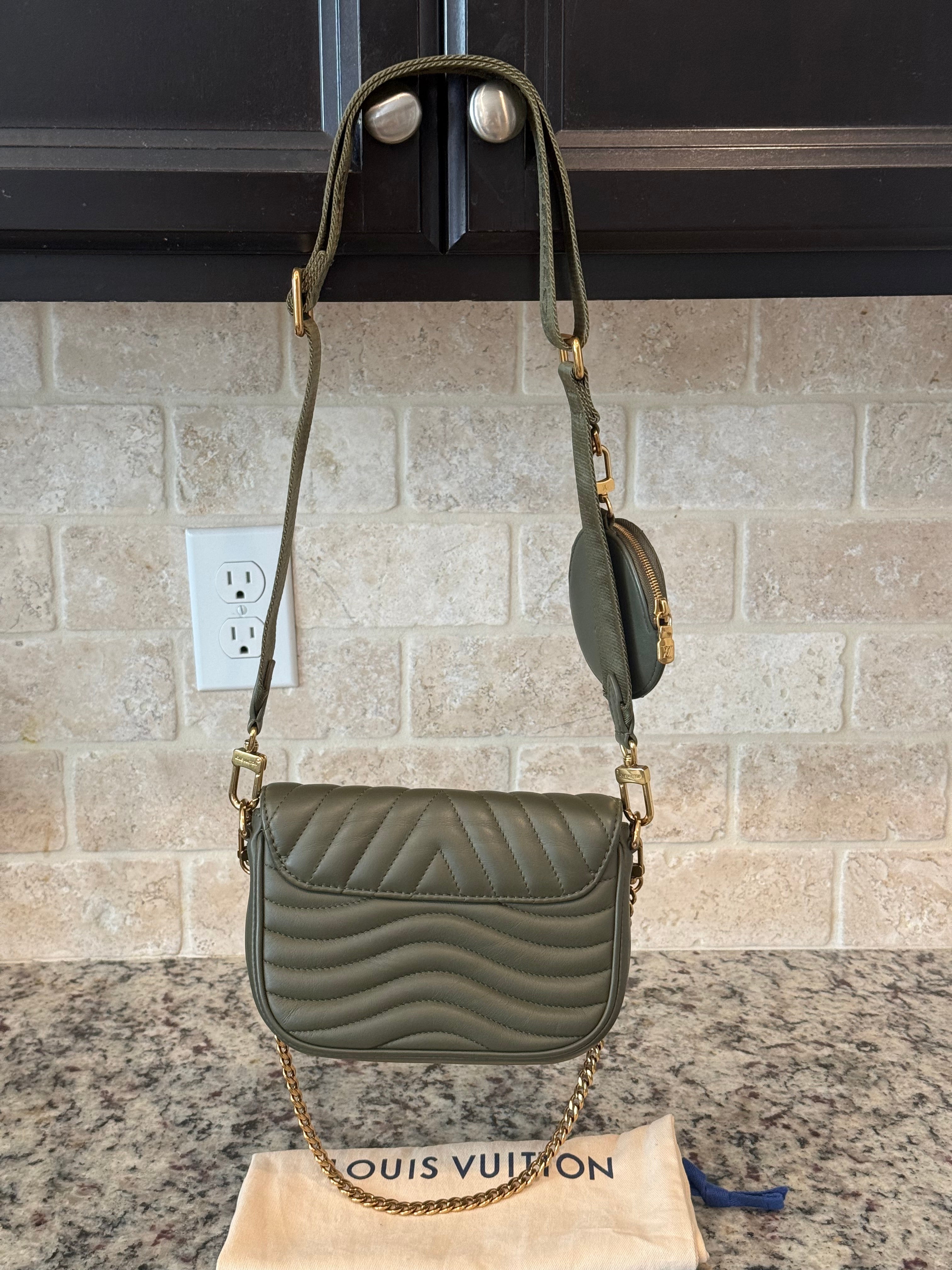 Louis Vuitton New Wave Multi Pochette
