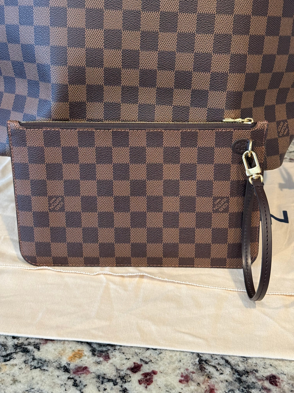 Louis Vuitton Neverfull MM