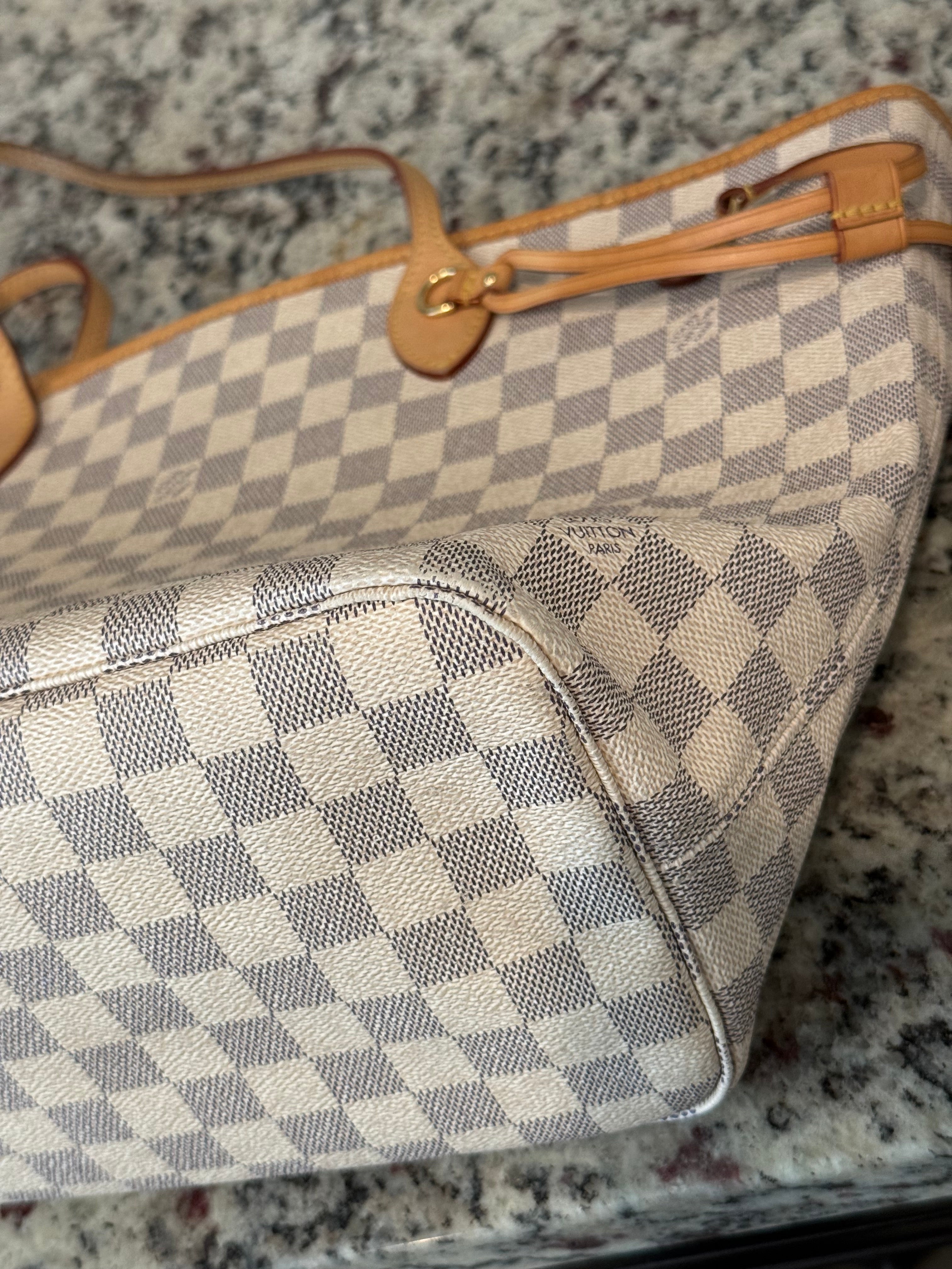 Louis Vuitton Neverfull MM Tote