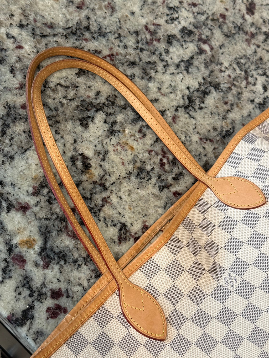 Louis Vuitton Neverfull MM Tote