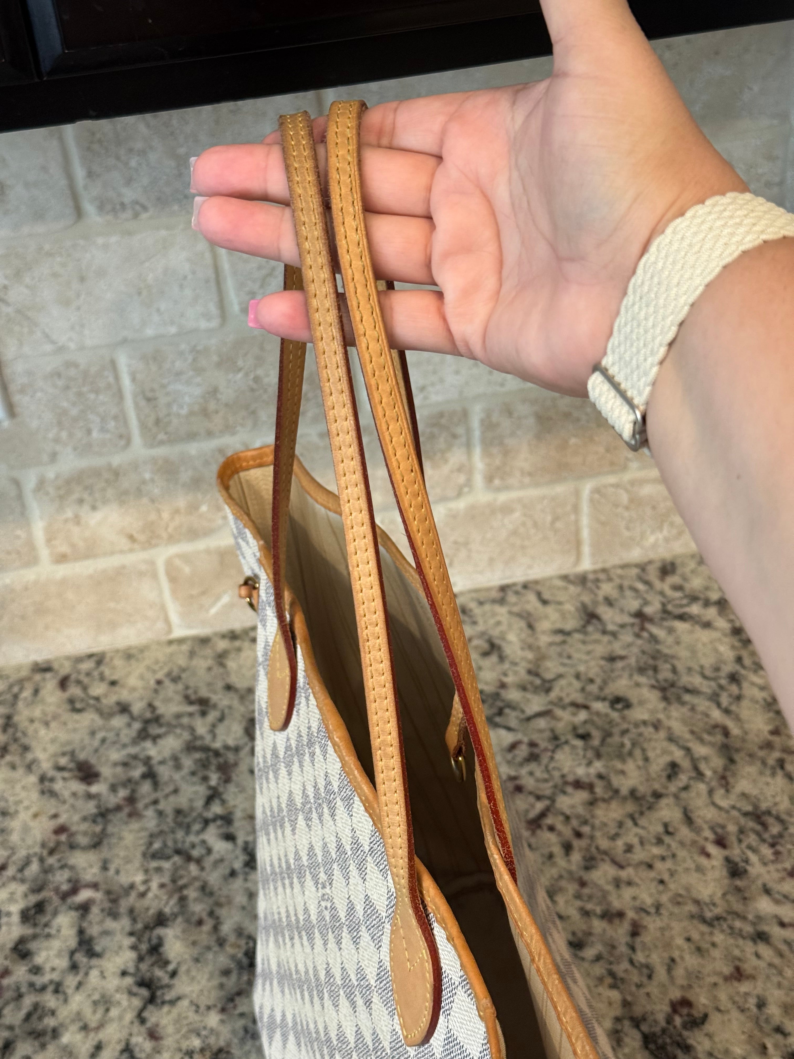Louis Vuitton Neverfull MM Tote