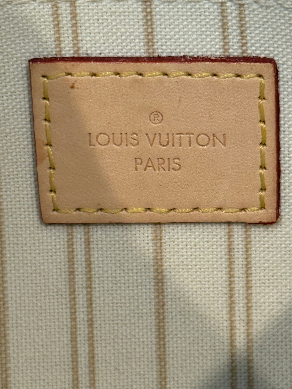 Louis Vuitton Neverfull MM Tote